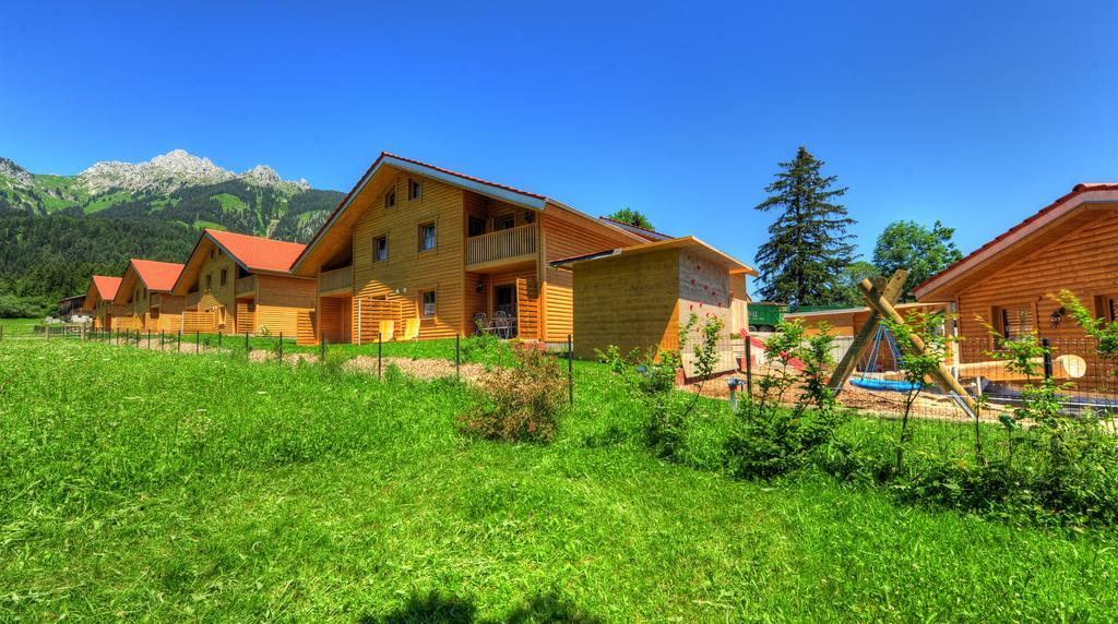 Feriendorf Am Hahnenkamm Reutte Kültér fotó
