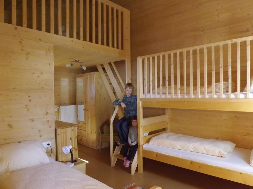 Feriendorf Am Hahnenkamm Reutte Szoba fotó